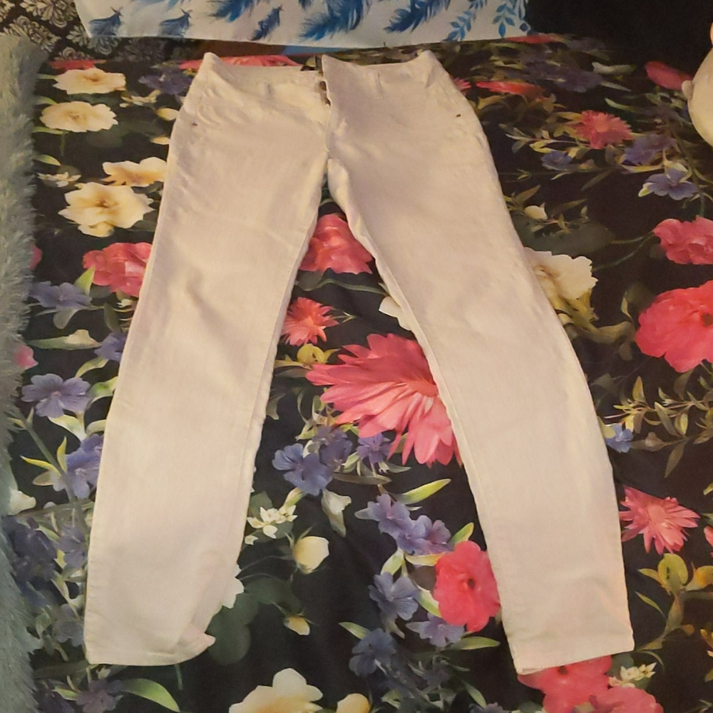 skinny jeans